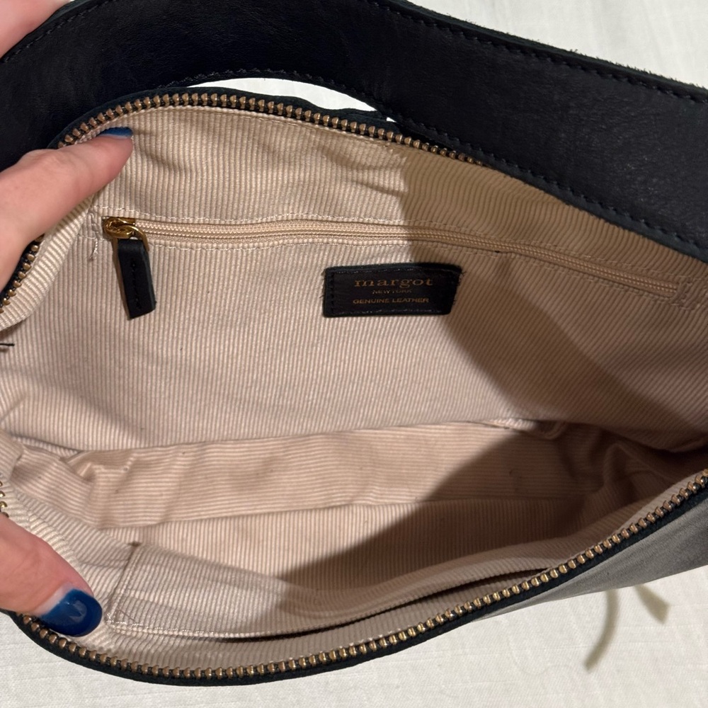 Margot Black Leather Bag with Cream Interior - Picture 3 of 4